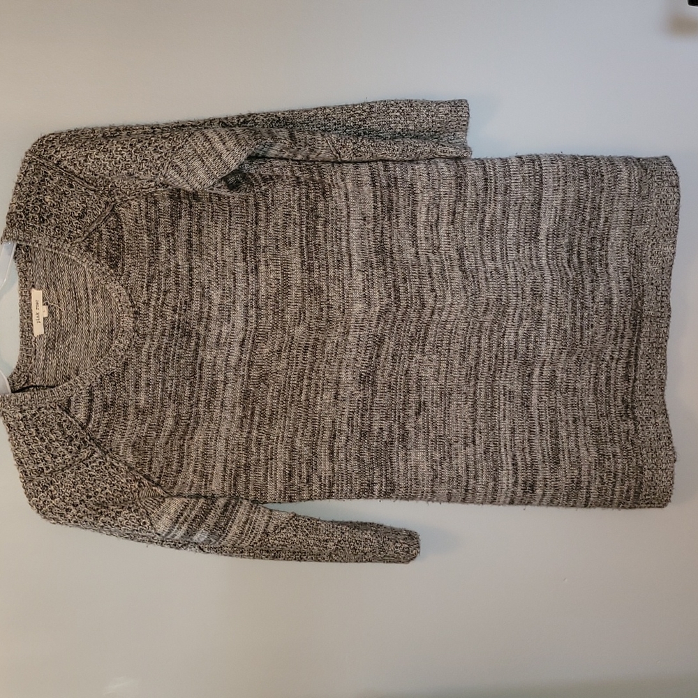 Pink Rose Women's Tunic Sweater | Size Large